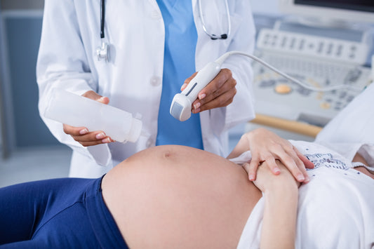 Grossesse Mois par Mois : Guide Complet pour une Croissance Saine et Naturelle