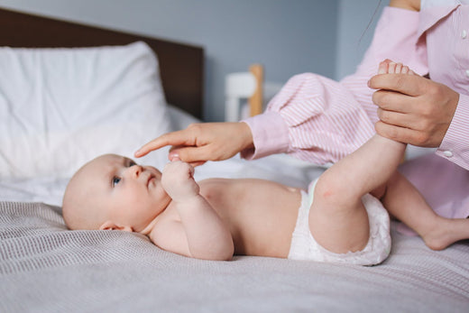 ÉRYTHEME FESSIER : PREVENIR ET SOIGNER LES FESSES ROUGES DE BEBE AVEC O’MEA